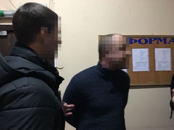 В Харьковской области госисполнитель требовал $4000 за перенос продажи имущества в ипотеке
