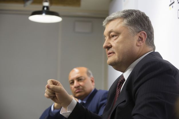 Первый конкурс на 4G состоится в конце января - Порошенко