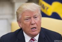 Соцсети поглумились над ошибочным твитом Трампа