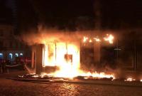 Во Львове сгорел «Сбербанк» РФ (видео)