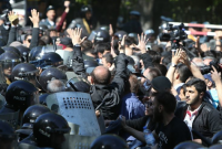 В Армении задержаны 20 несовершеннолетних участников протестов