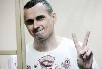 Сенцова осмотрели врачи