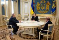 Порошенко объяснил отзыв закона о лишении гражданства жителей оккупированных территорий