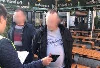 В Киеве группа госслужащих требовала взятки за создание парковок