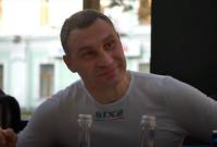 Кличко рассказал, откуда у него в квартире горячая вода