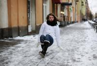 За сутки из-за гололеда в Киеве травмировались 65 человек