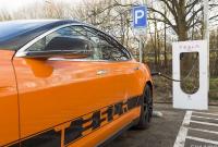 Маск намекнул на появление Tesla Supercharger в Украине