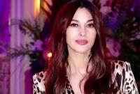 Моника Беллуччи показала блестящие образы в Каннах