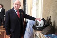 Rzeczpospolita: легендарный космонавт Леонов бежал из РФ