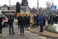 Под Киевом Porsche перевернул маршрутку: двое пассажиров погибли (видео)