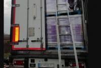 На Закарпатье блокировали незаконную переправку 100 тысяч пачек сигарет в Европу