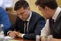 Зеленский подписал указ о повышении качества дорог в Украине