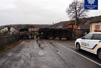 Авария в Тернопольской области парализовала движение международной трассой