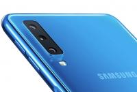 Гибкий смартфон Samsung может быть оборудован «трёхглазой» камерой