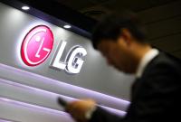 Смартфон LG G8 ThinQ может получить подсоединяемый дисплей