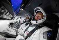 Корабель Crew Dragon успішно повернувся на Землю