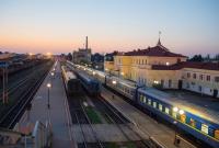 Дождались: "Укрзалізниця" открыла продажу билетов на Закарпатье и Ивано-Франковщину